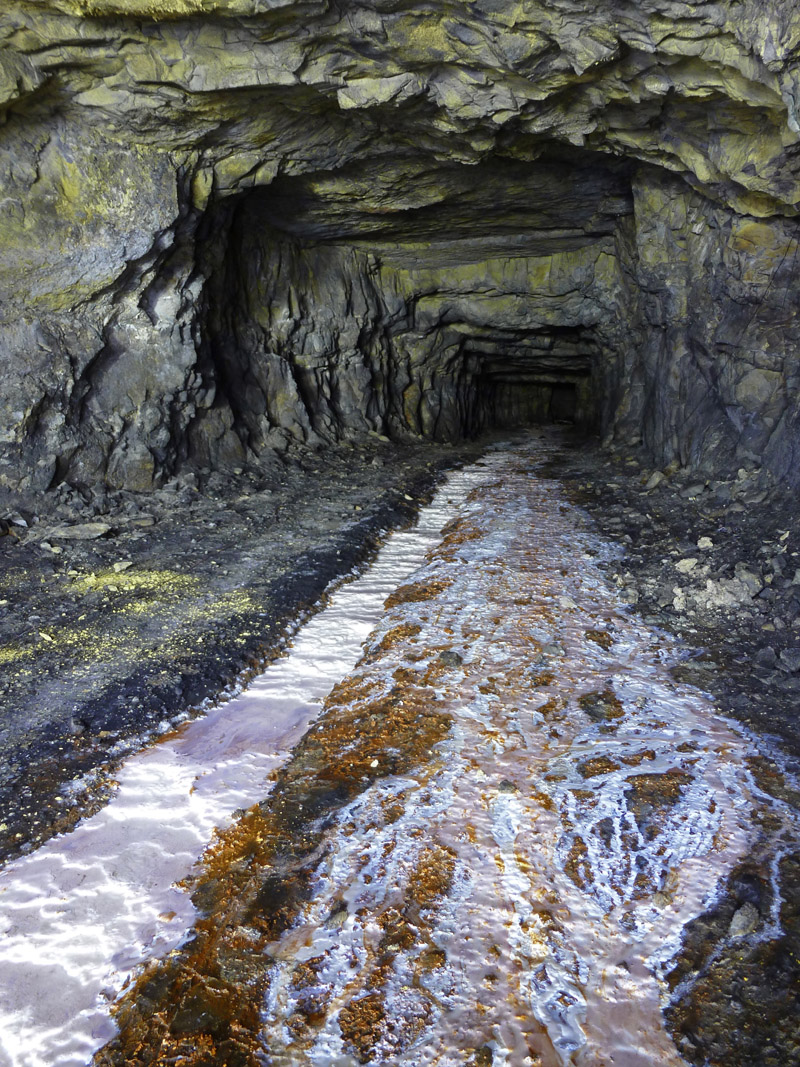 Mine de plomb et argent