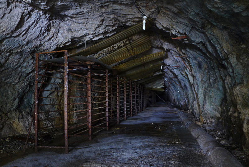 Ancien abri anti-aérien utilisé par la suite comme cave à fromage